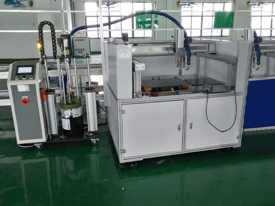  5 gallon hot melt adhesive machine with 3-axis platform application 